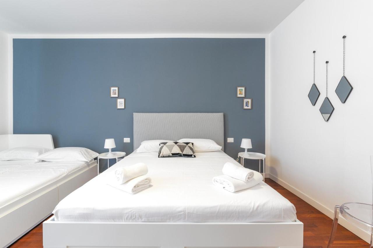 Roomy Apartment Close To Subway M5! Milan Bagian luar foto